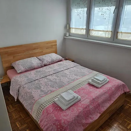 Mimosa Apartment *