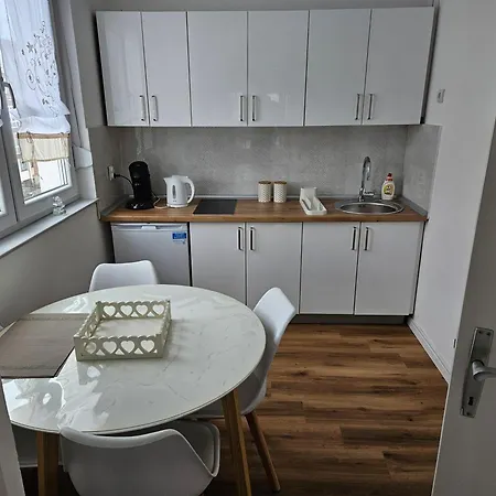 Mimosa Apartment